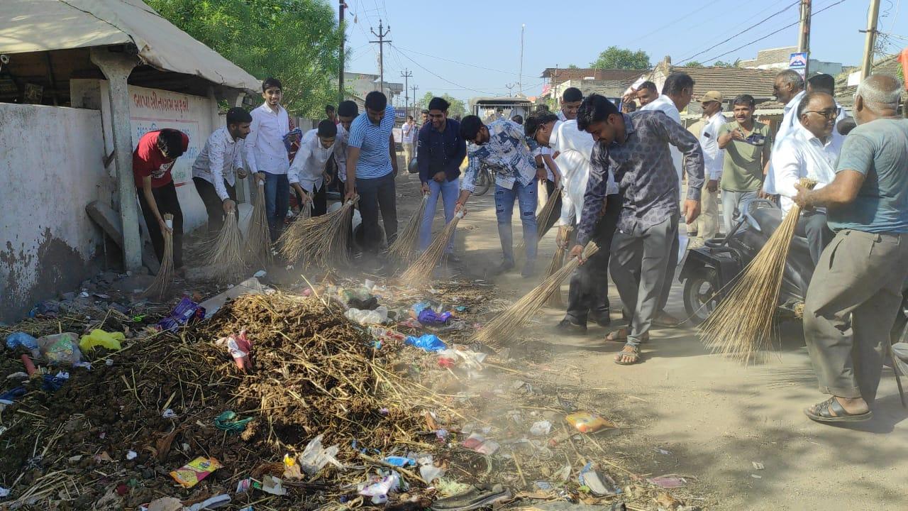 If the villagers become aware, surely the slogan of healthy India will be meaningful; Dysp Baraiah