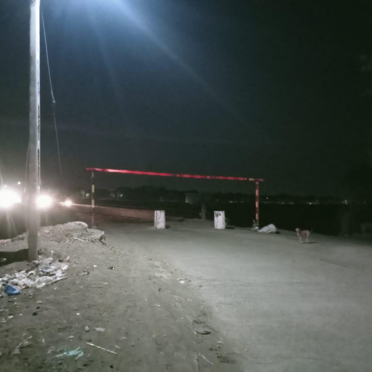 The bridge connecting Sidsar to Vartej Road was closed for heavy vehicles