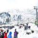 The best place for vacation in Gulmarg Tourists were surprised to see snowfall in May, you should also go once.