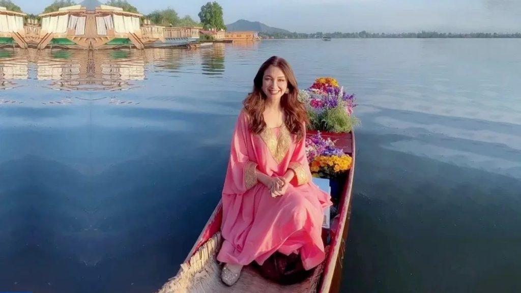 Spend your holidays like Soumya Tandon at these amazing places in Kashmir