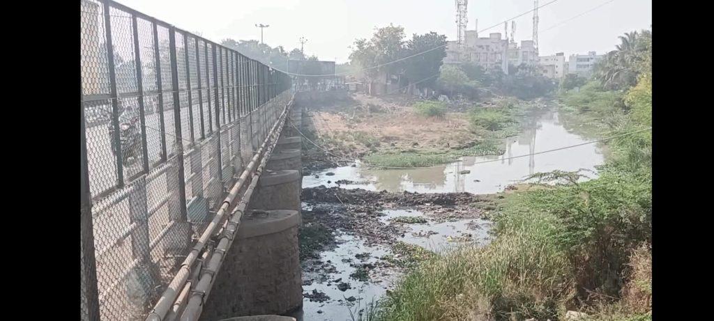 When will the rivers passing through Bhavnagar city be purified?