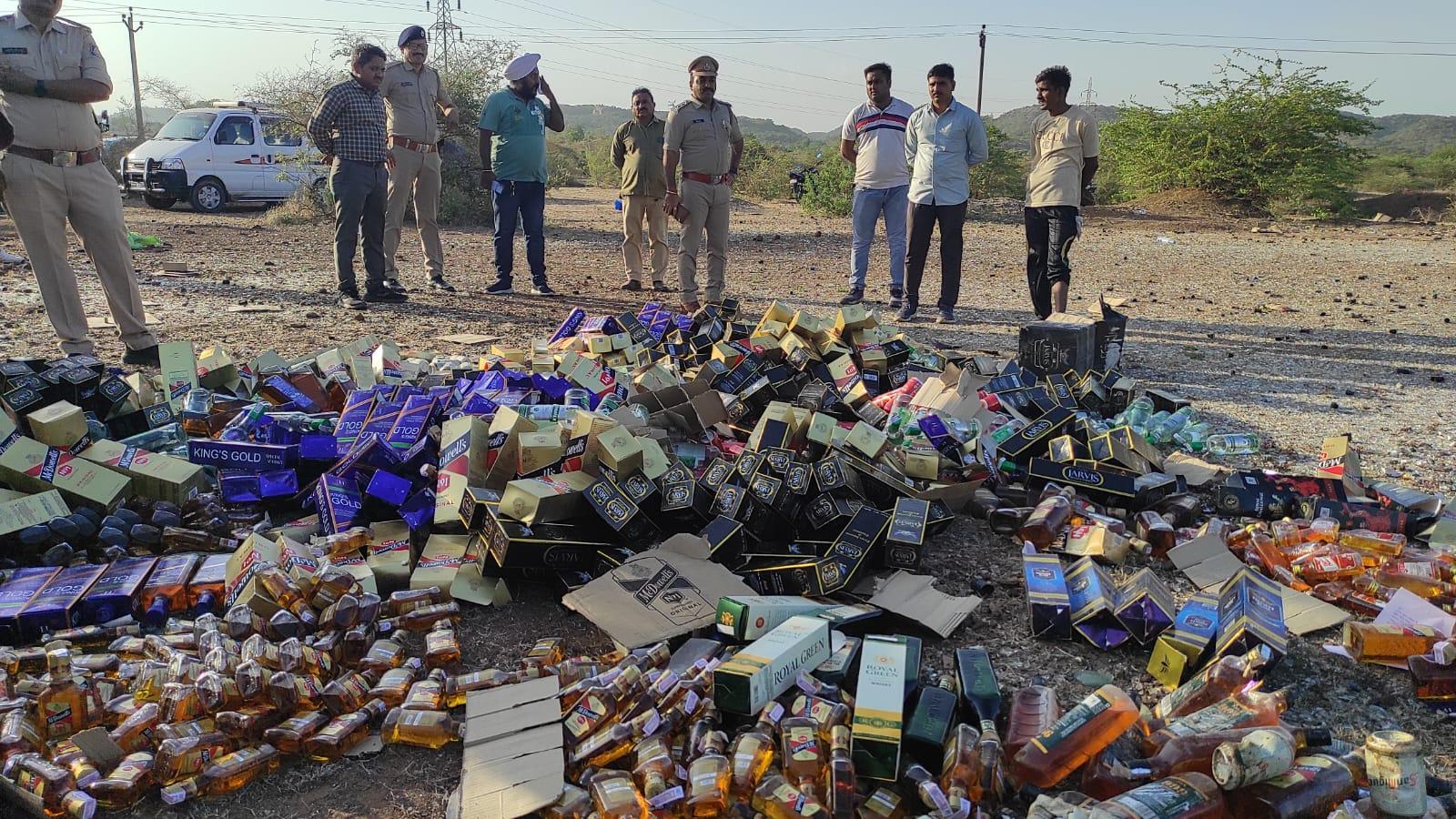 Sihor; Lives of thirsty people burned, but strict action by police, liquor bottles worth 77 lakhs were destroyed