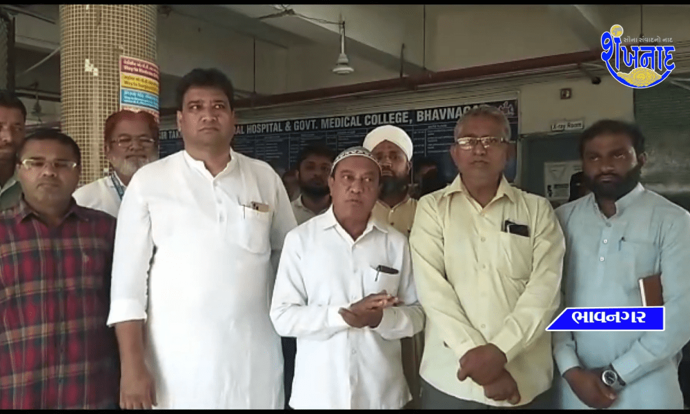 A vaccination camp was held for pilgrims at Sir T. Hospital in Bhavnagar city