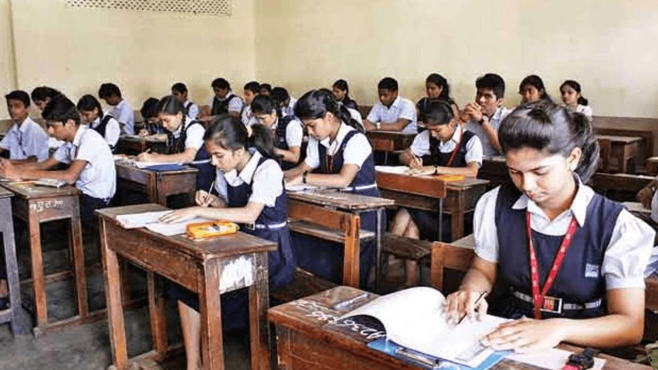 Kids Can't Read A Word, Uproar Over Gujarat IAS Report, Education Minister Asks Dept. Truth
