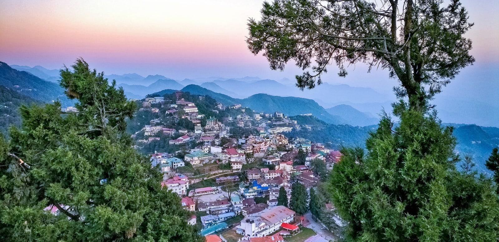 Jam has started from Nainital to Dehradun, now people are reaching these 5 hill stations of Mussoorie to avoid the crowd.
