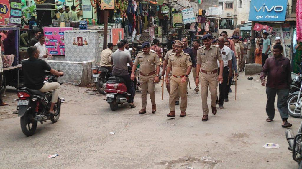Sihore Rath Yatra Count Down: DySP Mihir Baraiah and staff patrolled the Rath Yatra route on foot.