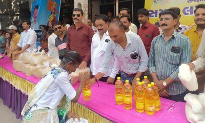 Celebrating the birthday of Rajubhai Solanki, district president of Veer Mandhata Sangathan with social functions