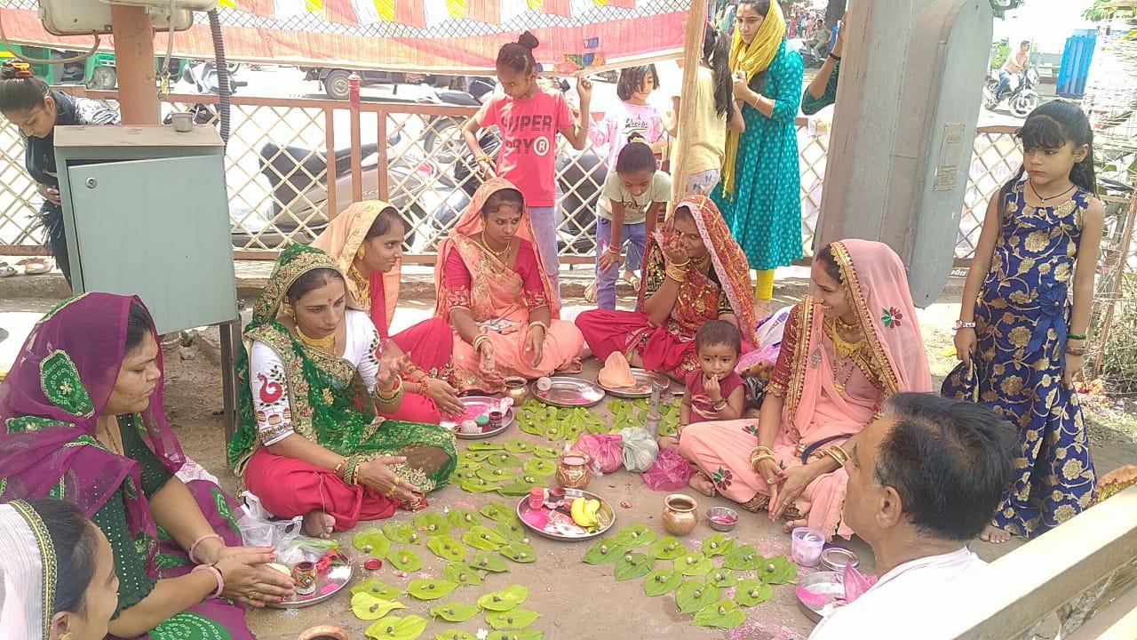 Devotional celebration of Vat Savitri Vrat in Sihore by auspicious women