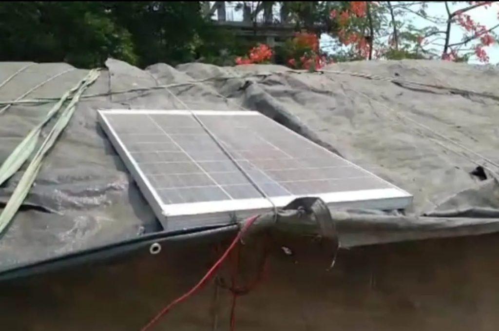 Teacher steps up to help 3 siblings studying under street lights, crowdfunds 'solar panel', students arrive at school first