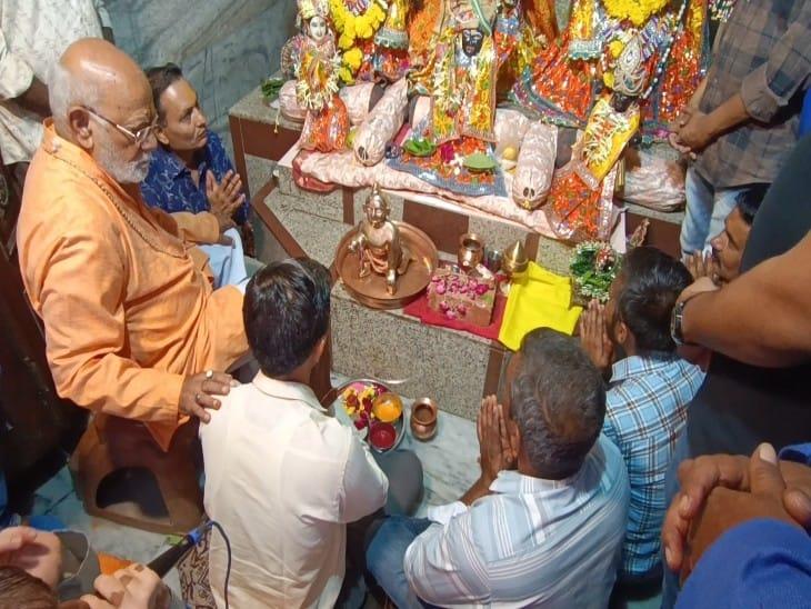 Jalabhishek ceremony was held before Rath Yatra to be held at Bhavnagar