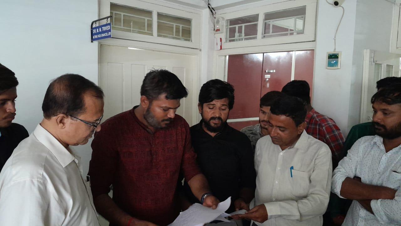 BA from Bhavnagar Univ. Allegation of cheating in semester-6 exam; Submission, movement flickered