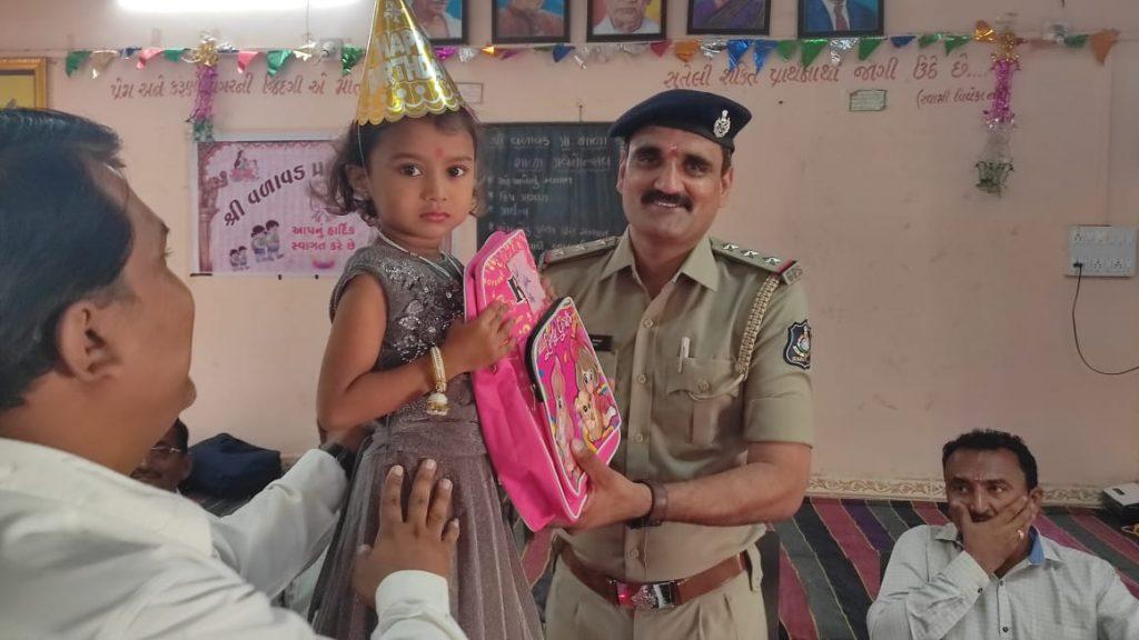 PI Bharwad conducts school entrance festival at Sihore Bhavad, tree plantation and health camp held along with entrance festival