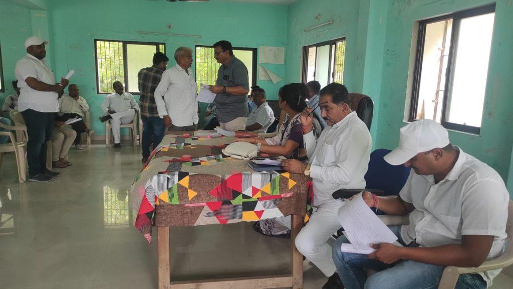 Bakhedo in ongoing meeting between women TDO of Sihore Taluka Panchayat and Zilla Panchayat President; Heavily debated in political circles