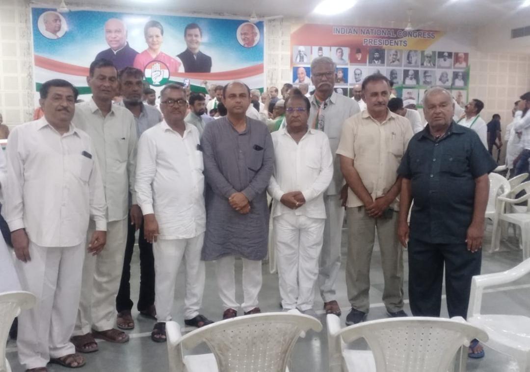Thousands of workers from Bhavnagar district, including Sihore, participated in Shaktisingh's padyatra and inauguration program
