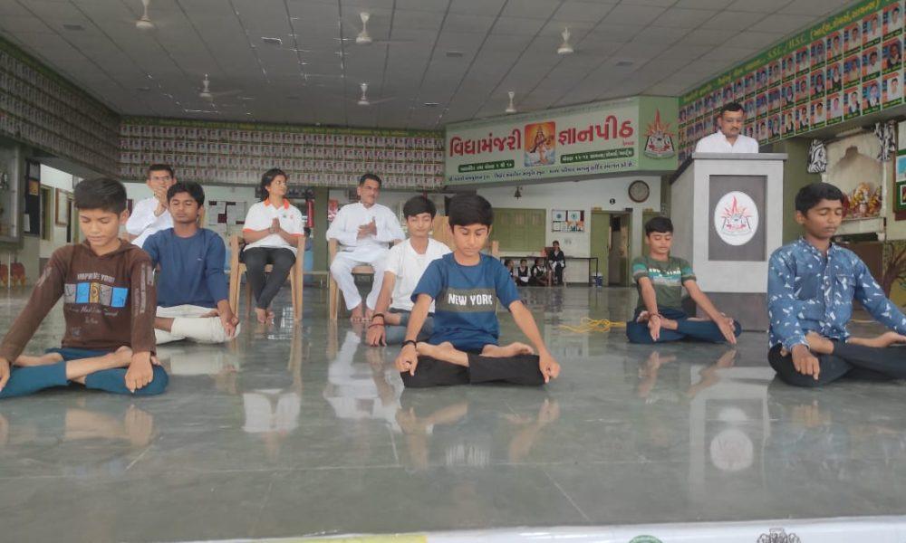9th International Yoga Day Celebration at Sihore Sankrishna School Vidyamanjari Jnanpith Campus