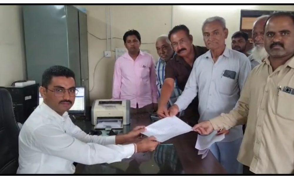 black-hole-of-primary-facility-in-ward-5-of-sihore-locals-said-we-are-muslims-it-is-our-crime