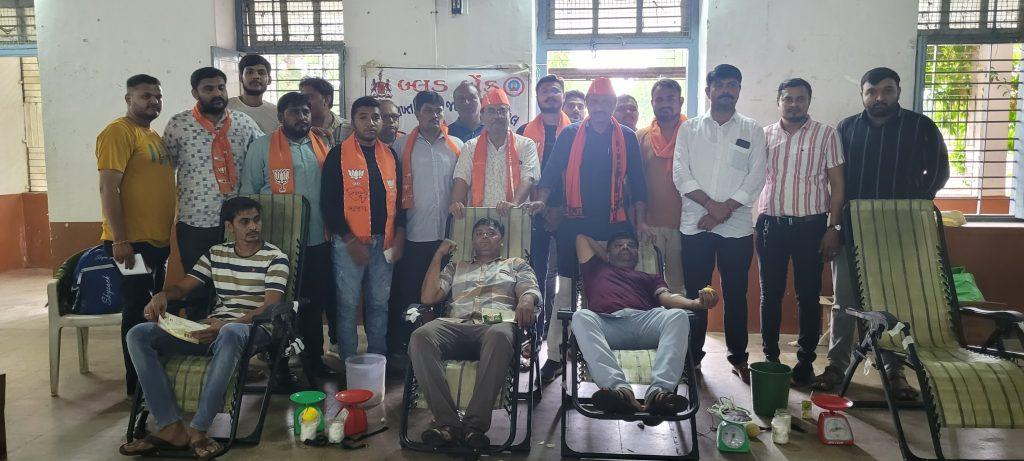 Dr. A blood donation camp was organized by city youth BJP under Shyama Prasad Mukherjee Sacrifice Day