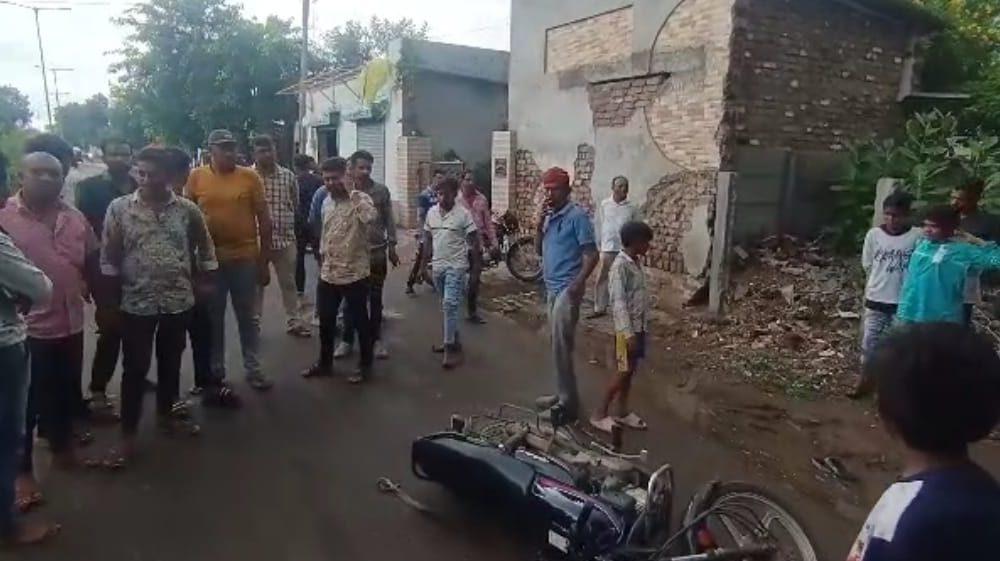 in-bhavnagar-a-young-laborer-was-killed-by-a-sharp-edged-weapon