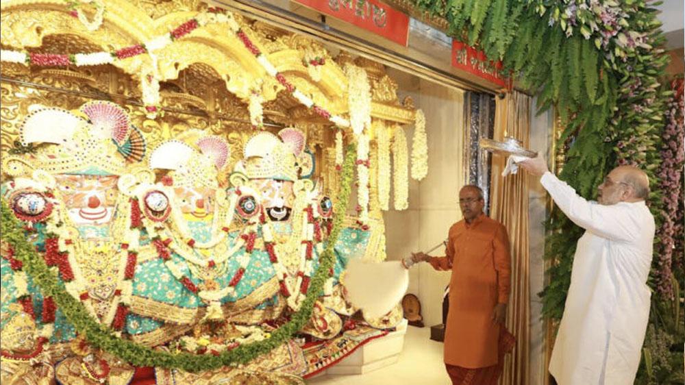 Amit Shah performed Mangala Aarti in Ahmedabad's Jagannath Temple, today he will give three big gifts to Gujarat