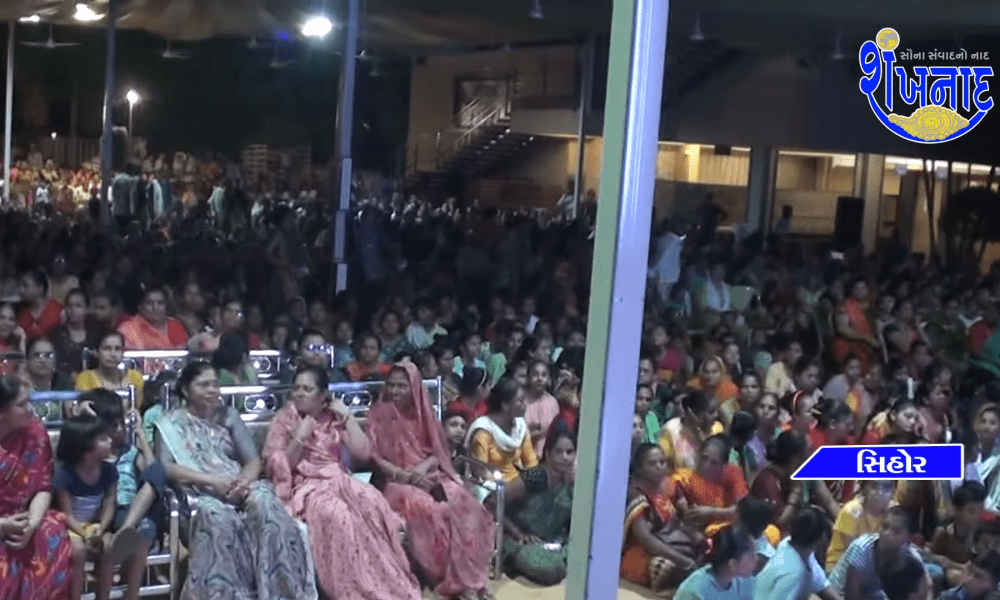 Youth Yug Parivan who fought against Love Jihad organized The Kerala Story film show for women in Sehore.