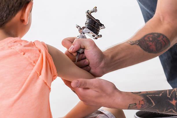 Mother got a tattoo like her son, you will be surprised to know the reason