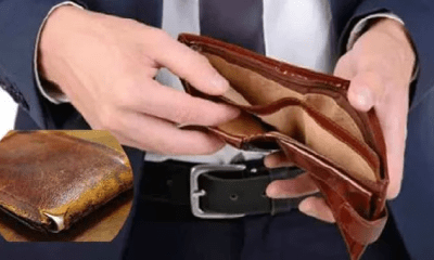 Vastu Tips: Do this instead of throwing away your torn purse, you will become rich