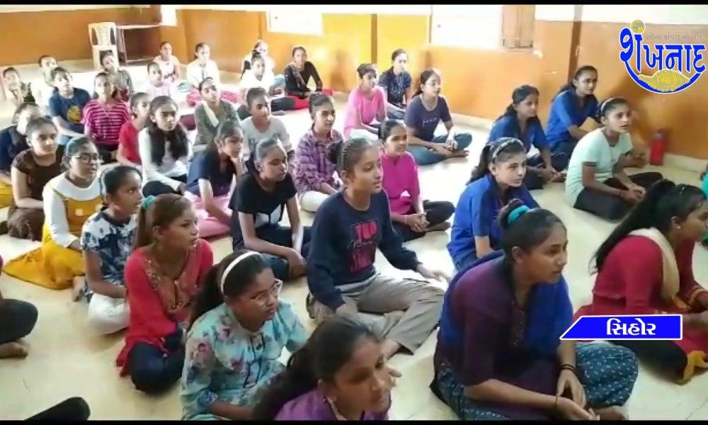 Happy start of free kathak classes in Satchidanand Gurukul Vidyalaya and St. Mary Sehore from today.