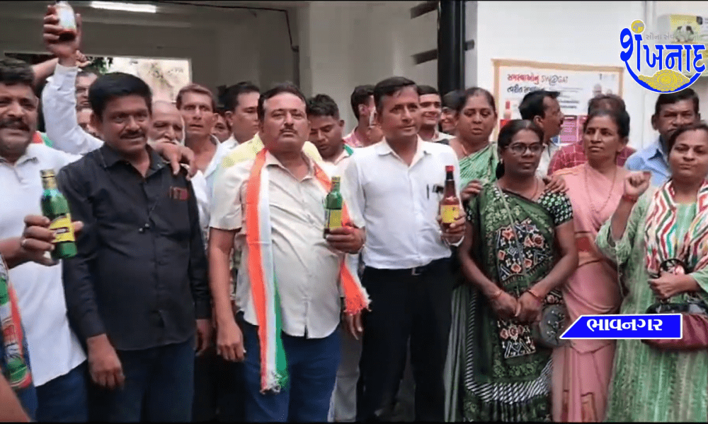 The Congress Committee made a proposal to the Collector to stop intoxicating drinks at Bhavnagar.