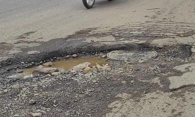 collector-dilipsingh-on-bismar-road-on-sihore-highway-repair-with-hard-water-day-one-otherwise-action-as-per-crpc-133