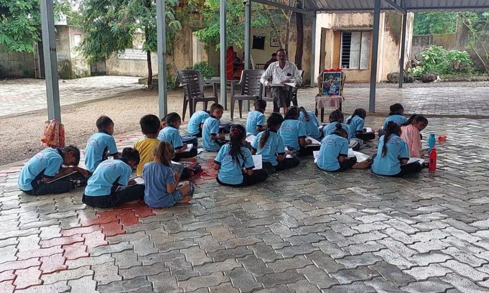 talajana-bharoli-primary-school-in-dilapidated-condition