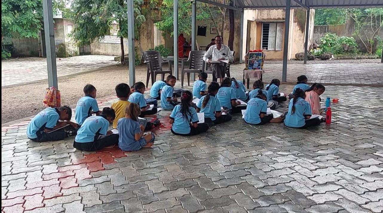 talajana-bharoli-primary-school-in-dilapidated-condition