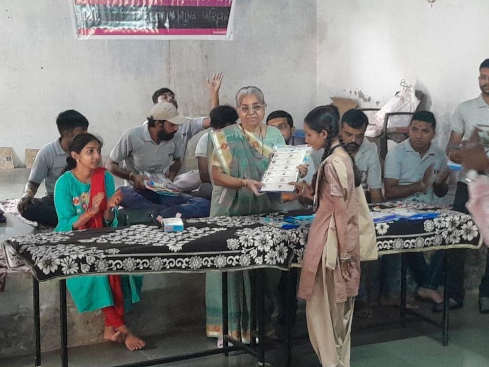 Prize distribution by Sihor Yuva Yuga Puritan