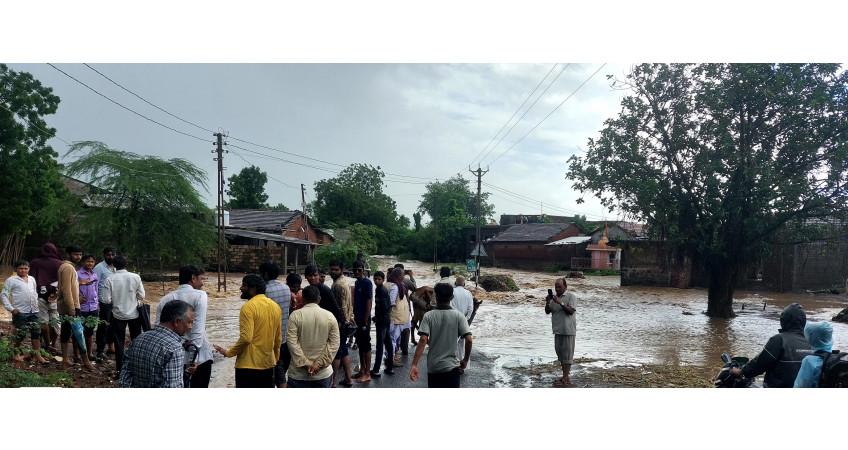 A 10-year-old child goes missing after drowning in water in Talaja of Bhavnagar district: Fire brigade has been called for help.