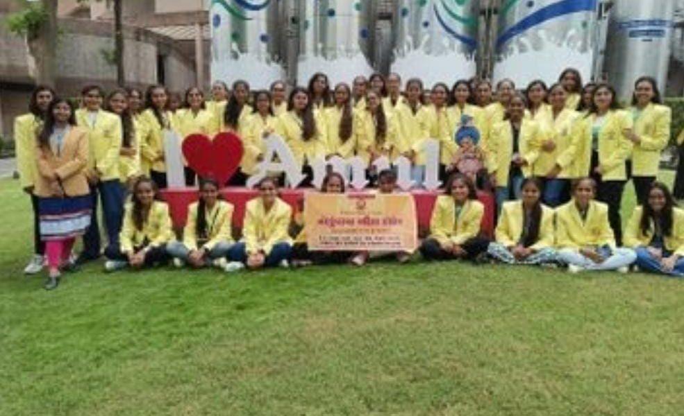 First year BBA students of Nandakuvarba Women's College visited Amul Dairy Anand