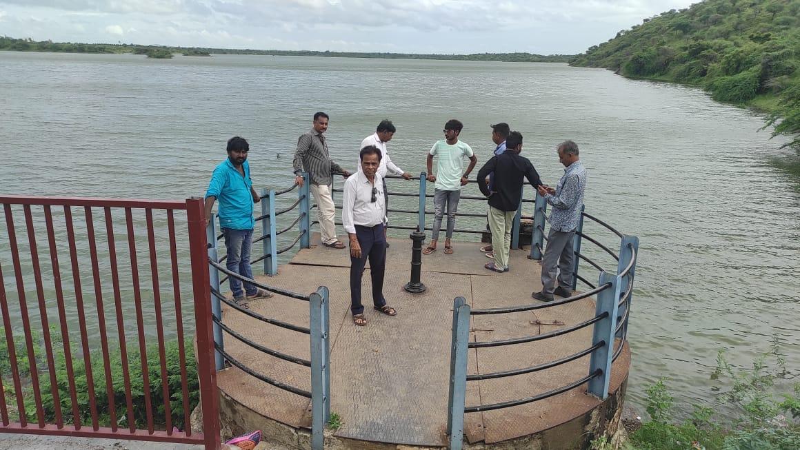 gauttameshwar-lake-level-of-sihor-reaches-23-feet-over-flow