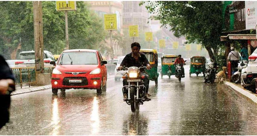 Evening downpour in Bhavnagar: More than two and a half inches of torrential rain fell in two hours