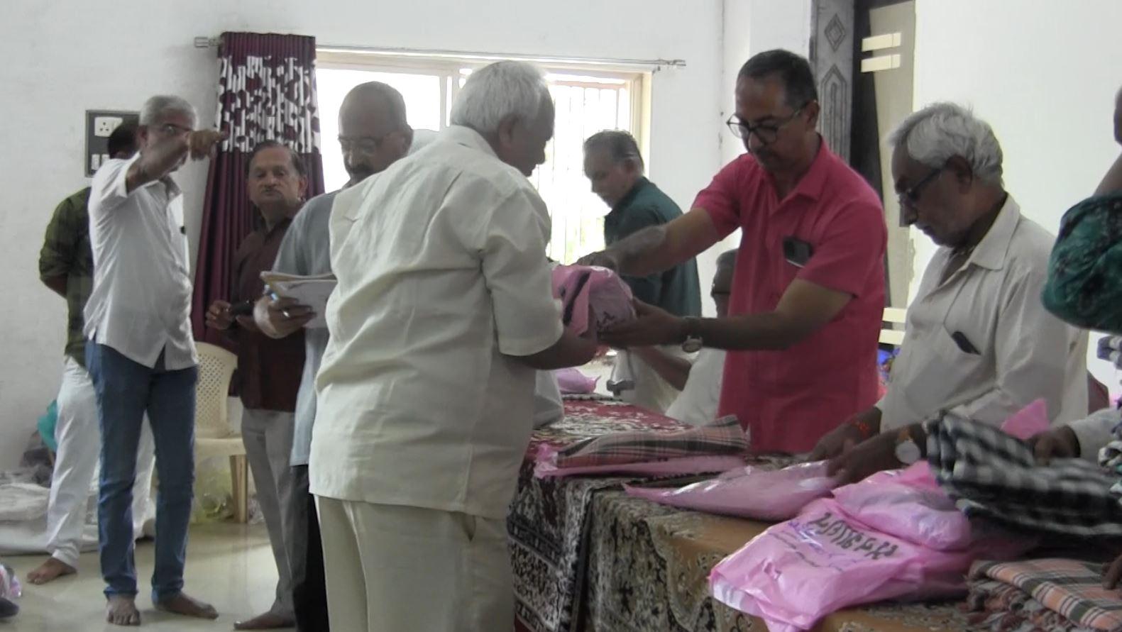 Food and Kit Distribution Program by Sihore Bhagwana Ghar Sanstha