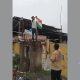 The young doctors of Sehore respectfully took down the dilapidated national flag and hoisted the new flag.