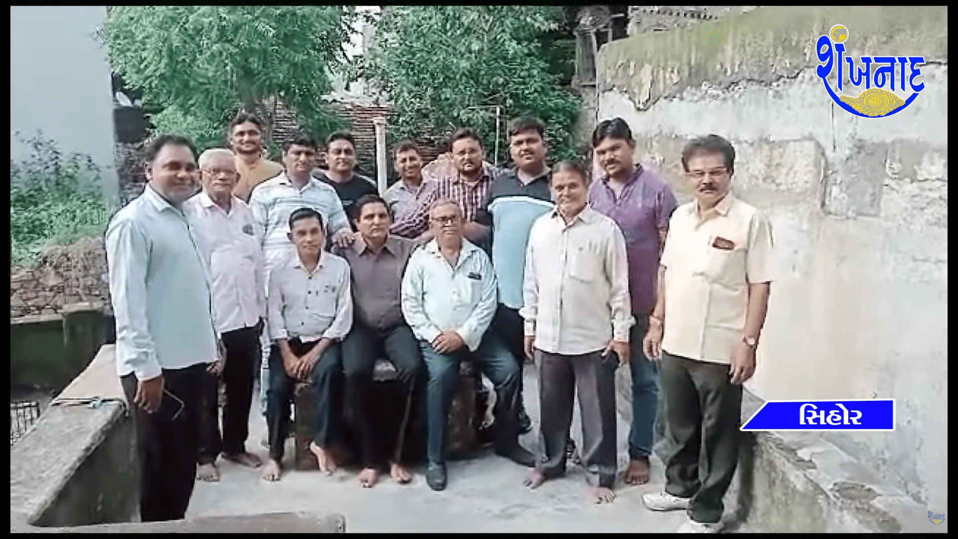 sihore-koli-samaj-distributed-kits-on-the-occasion-of-divyeshbhai-solankis-birthday