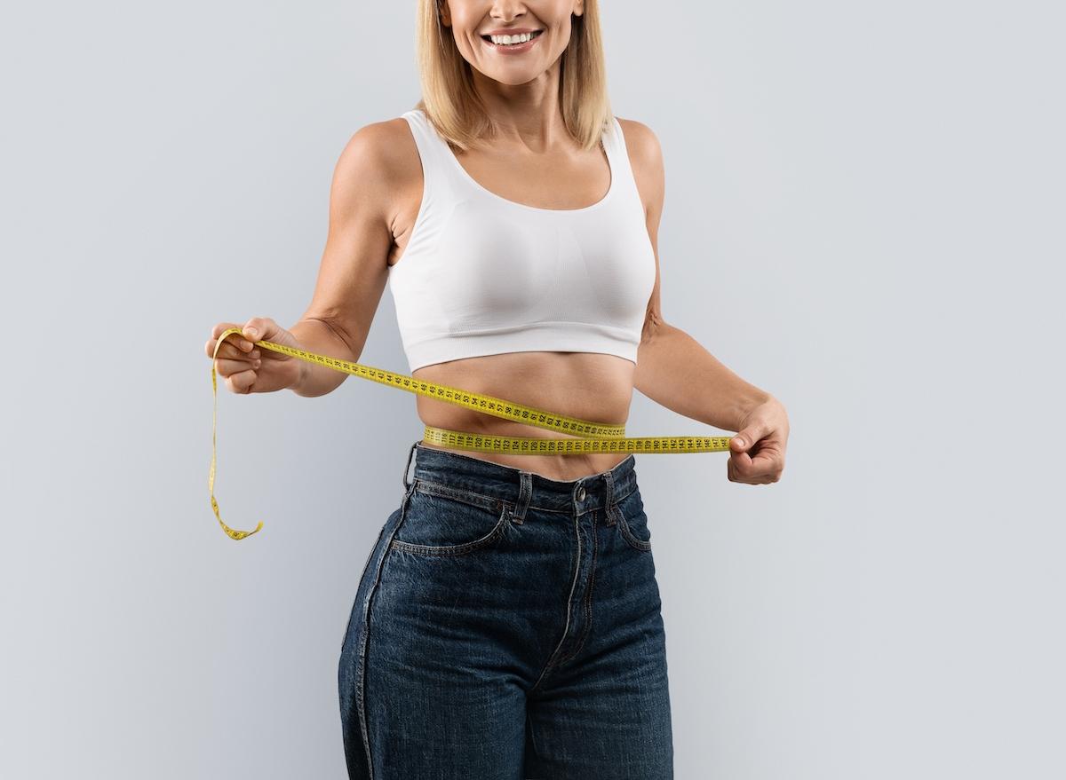 If you want to lose belly fat without exercise, these simple methods will be beneficial for you