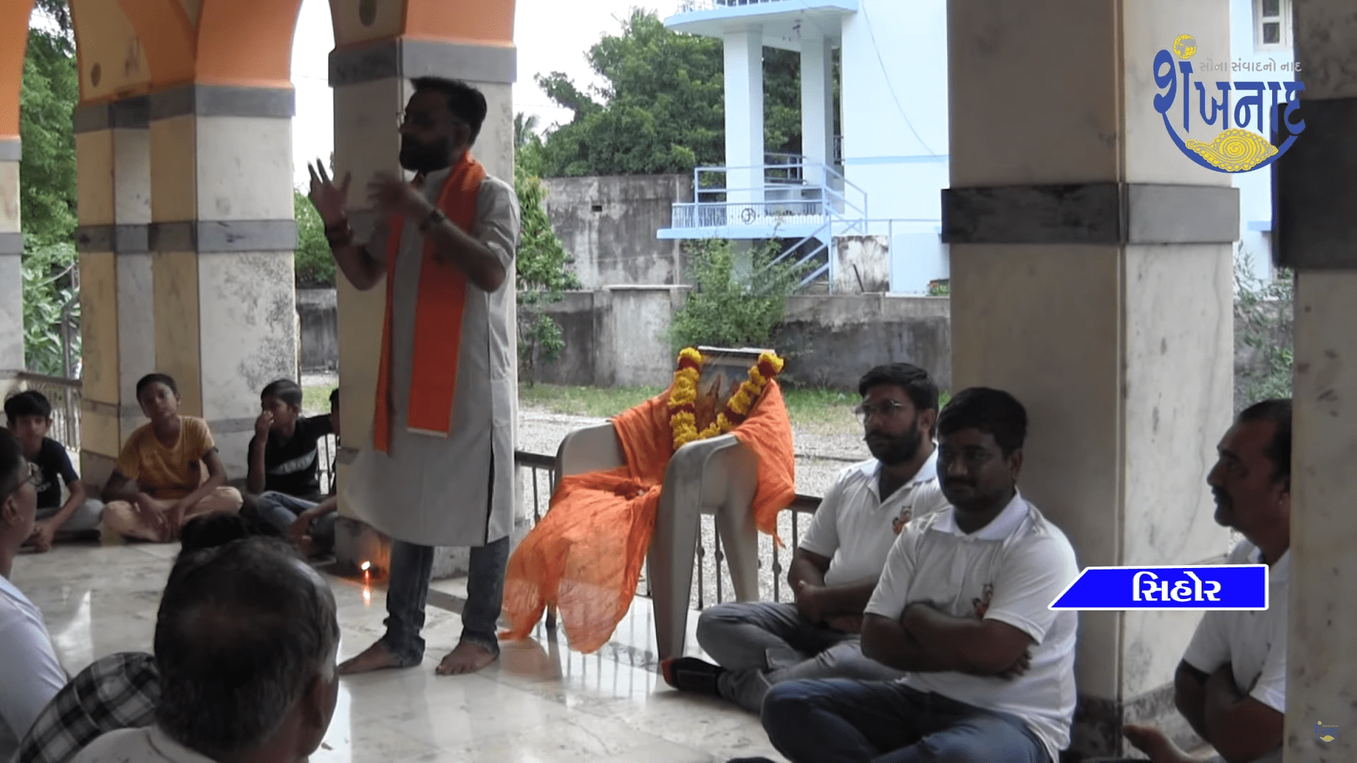 A torch rally was organized by Sihore Vishwa Hindu Parishad Bajrang Dal and BJP.