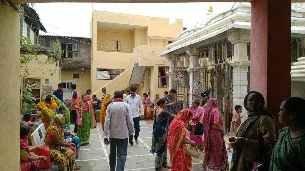 On the first Monday of the holy month of Shravan in Chhoti Kashi's Shivalayas, the sound of Har Har Mahadev resounded: Queues of pilgrims everywhere.