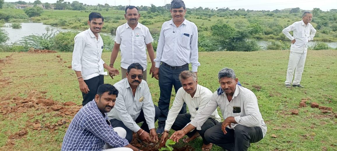 Khambha village of Sihore taluk organized Meri Mitti Mera Desh program with joy and gaiety