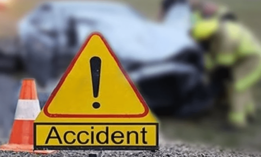10 killed when Tempo Travels rammed into the back of a truck near Bagodara