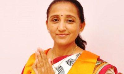 Rahul's flying kiss should be severely punished: MP Bhartiben Shayal
