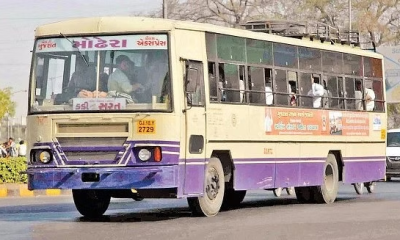 a-strange-incident-happened-in-gujarat-the-conductor-cut-the-ticket-for-using-a-laptop-in-the-bus-know-the-whole-case