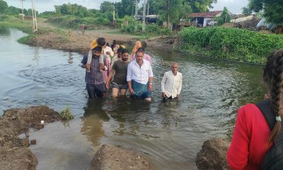 causeway-washed-away-at-usrad-village-in-sihore-people-forced-to-wade-through-water