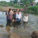 causeway-washed-away-at-usrad-village-in-sihore-people-forced-to-wade-through-water