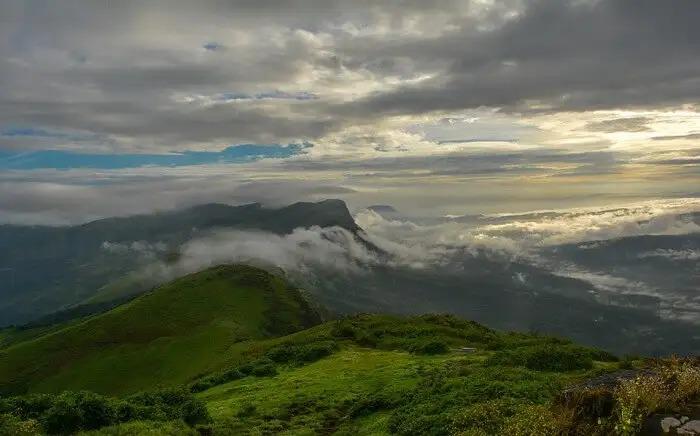 Planning to travel in monsoon, these five places in Karnataka are the best to visit