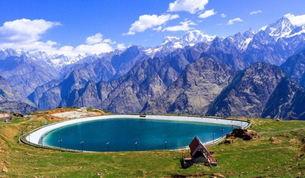 uttarakhand-is-no-less-than-a-paradise-for-honeymoon-couples-double-the-fun-in-a-low-budget